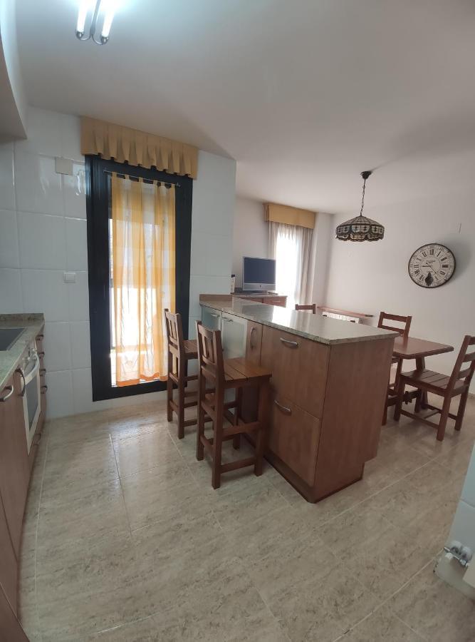 Apartamento Los Manos De Oroel Jaca Exterior photo
