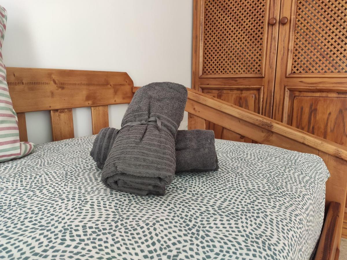 Apartamento Los Manos De Oroel Jaca Exterior photo